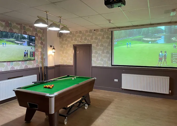 Alcester Hotels