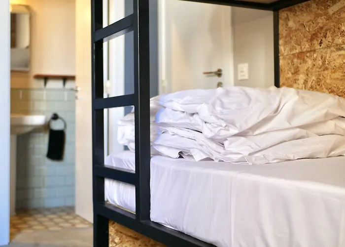 Bed and Breakfast Bird House Valencia