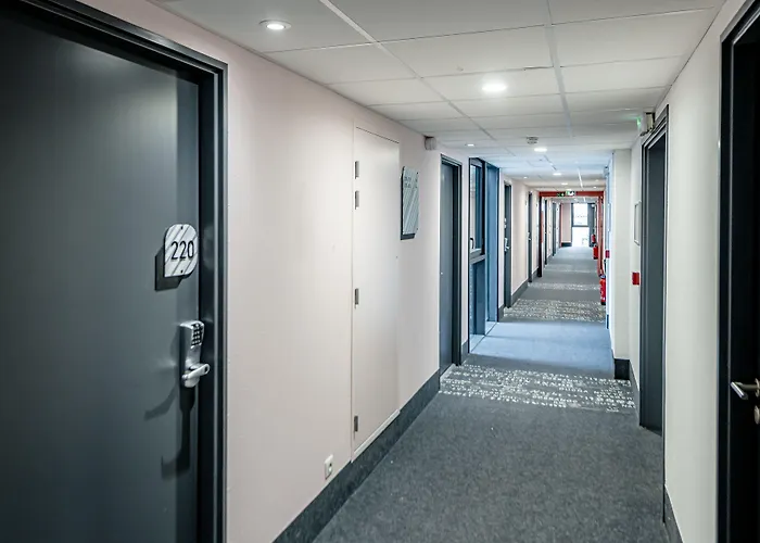 Bois-d'Arcy (Yvelines) Hotels