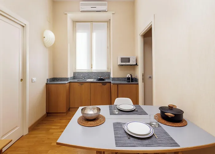 Dynasty Suites Downtown Apartments Torino