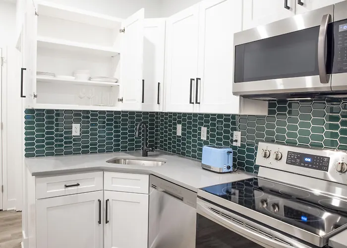 Peachtree Suites - Jersey City