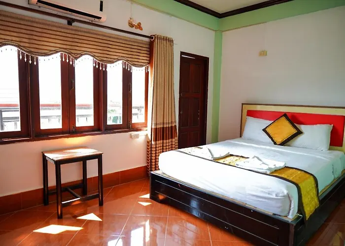 Bountang Mountain View Riverside Hotel