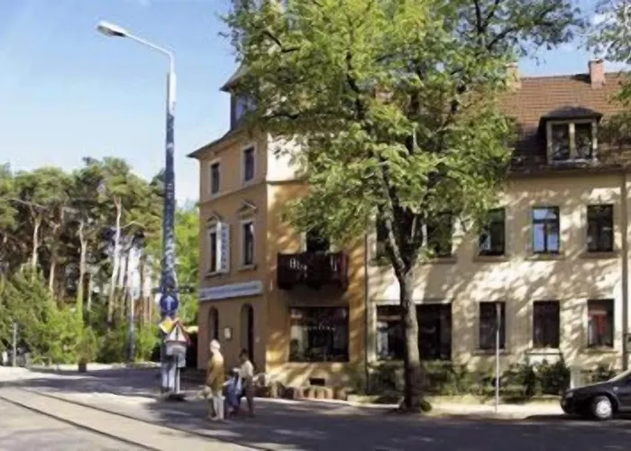 Pension an der Pillnitzer Schlossfähre