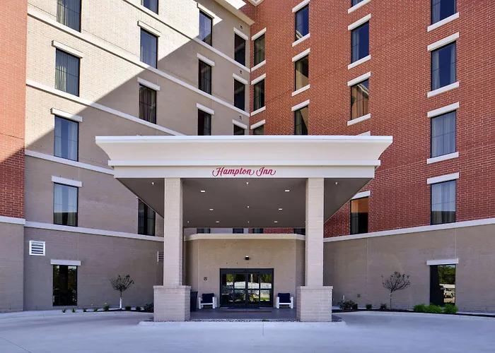 Cedar Falls City Center Hotels