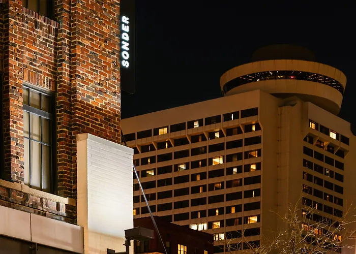 Boulevard Stays Downtown Nashville