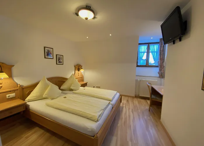 Hotels in Roding