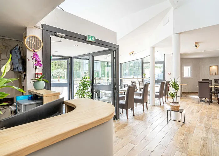 Cleon Hotels