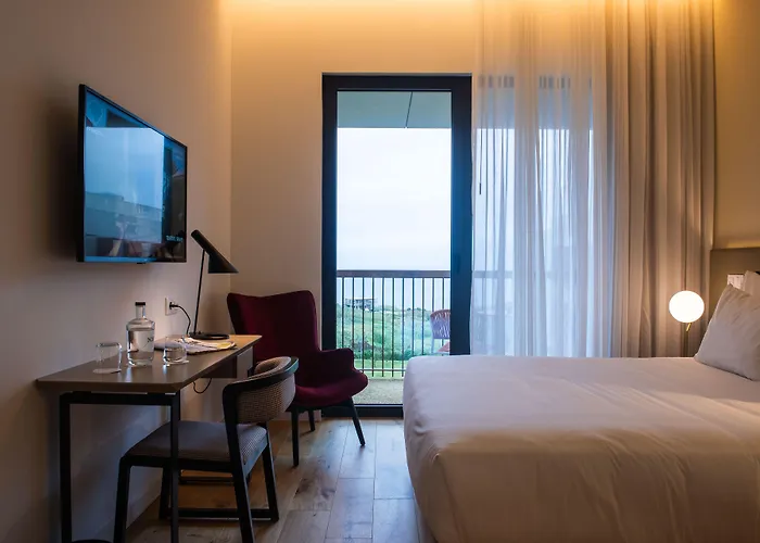 Sines Sea View Business & Leisure Hotel