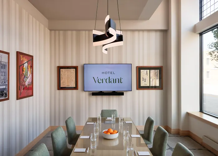 Luxury Hotels in Racine
