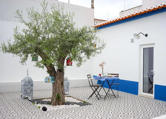 Maria'S Guesthouse Beja