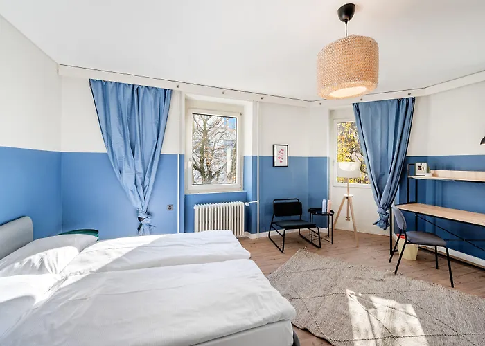 Becozy Self Check-In Pop-Up Hotel Basilea