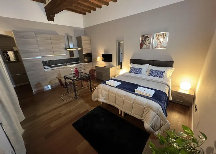 Domus San Martino GuestHouse Piacenza