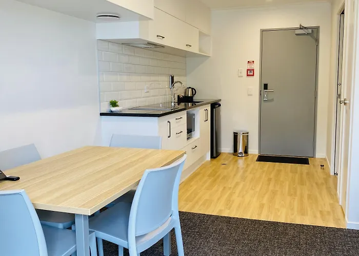 Hotels in Hamilton