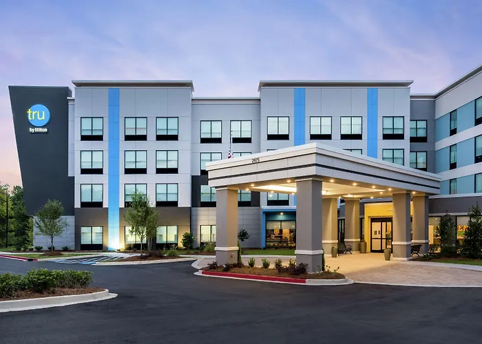 Hotels in Kennesaw