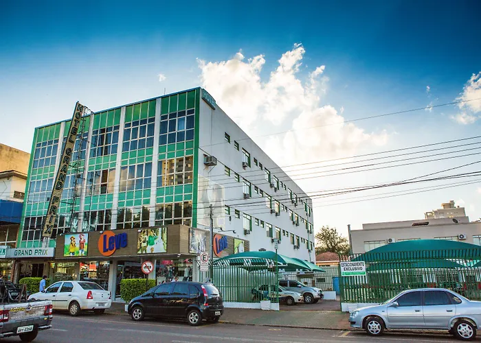 Grand Prix Hotel