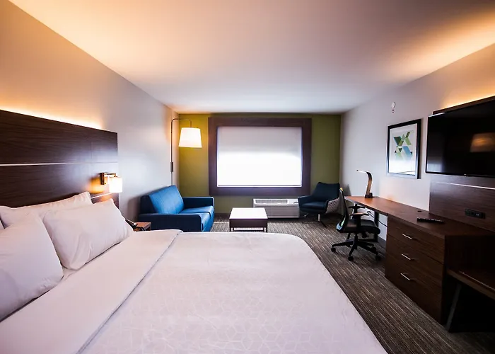 Holiday Inn Express & Suites Rehoboth Beach By Ihg