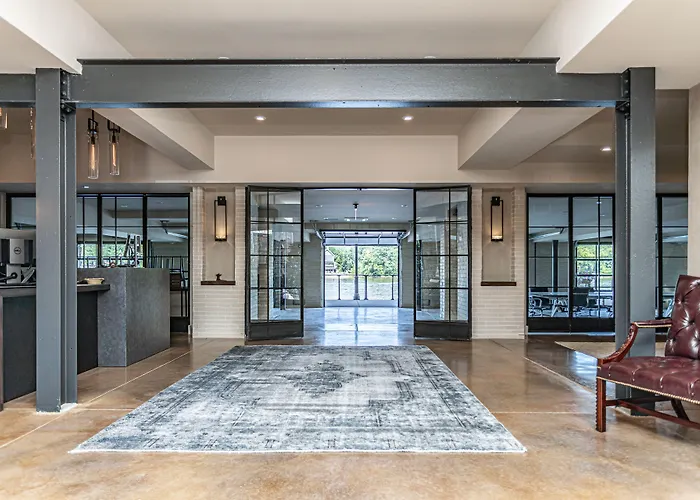 Luxury Hotels in New Hope