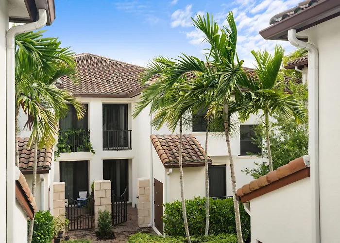 Kasa Hollywood Fort Lauderdale
