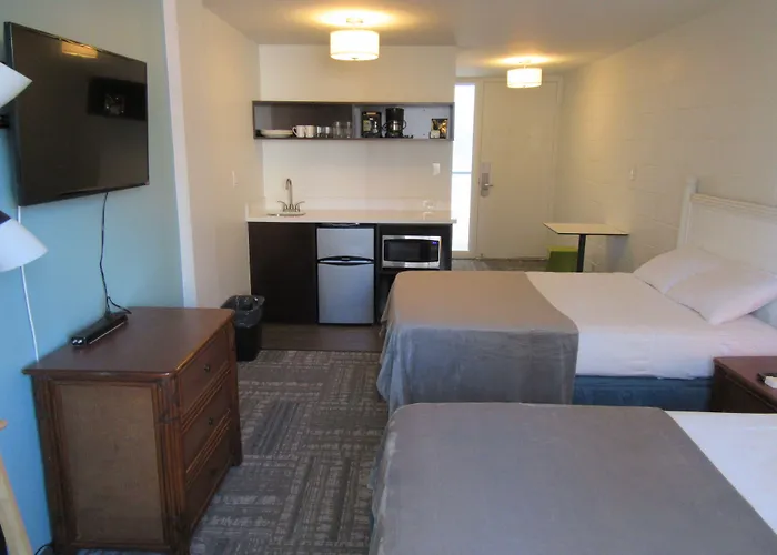Waikiki Central Hotel - No Resort Fees Honolulu