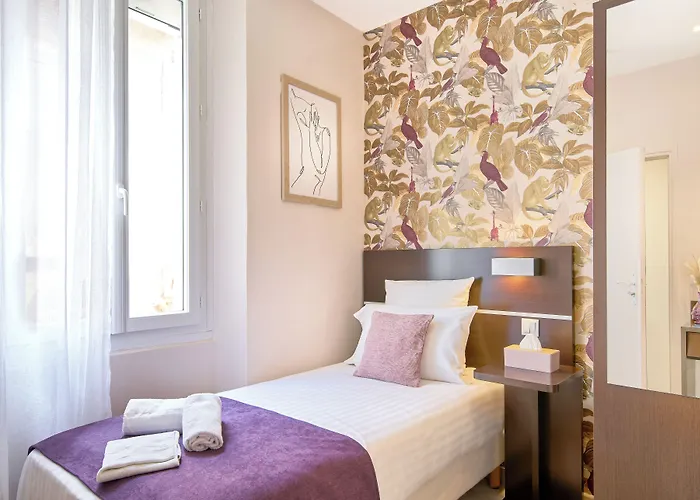 Hotel du Vieux Port Saint-Raphaël