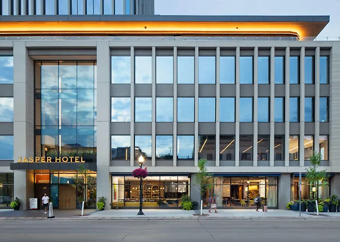 Jasper Hotel Fargo