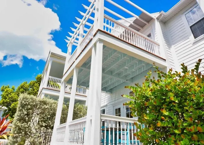 Indigo Reef Resort Villas & Marina By Keyscaribbean Marathon