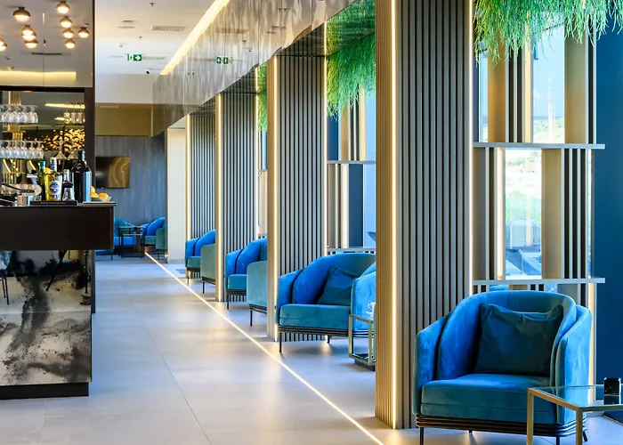 Hotels in Marina