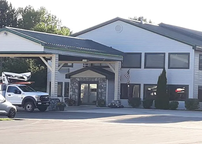 Newberry Hotels