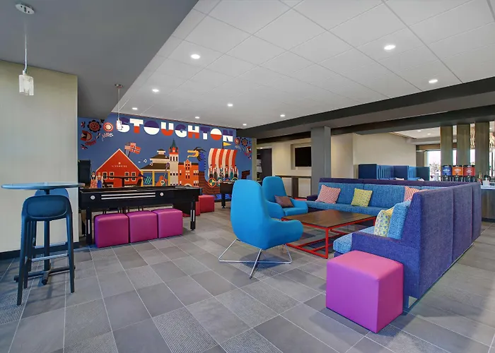 Stoughton Hotels