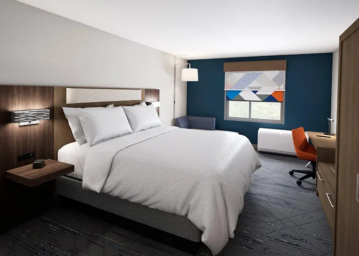 Haltom City Hotels