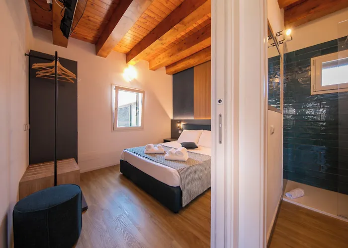 Cefalu Hotels