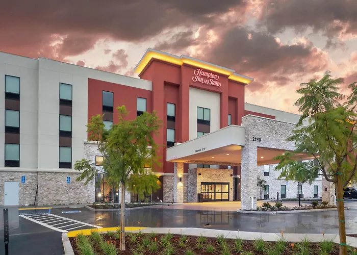 Santa Maria (Santa Barbara County) Hotels
