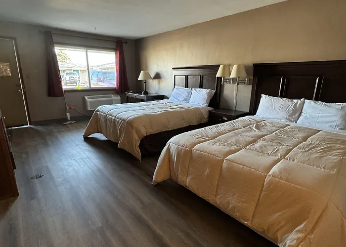 Clintonville Hotels