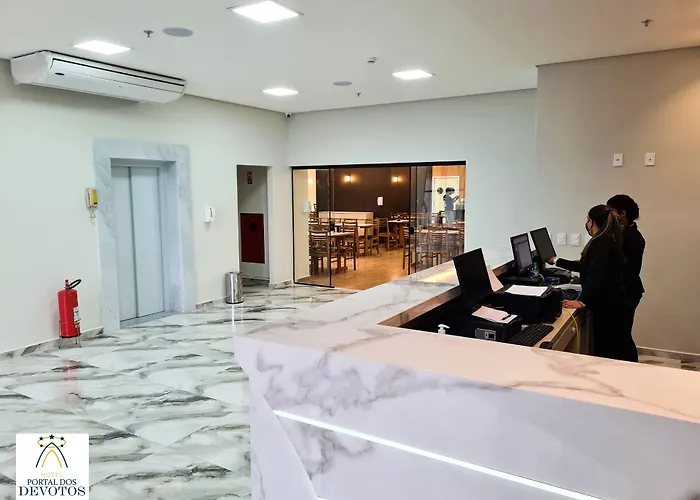 Hotel Portal Dos Devotos Aparecida 