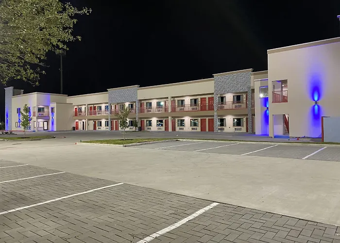 Dickinson Hotels