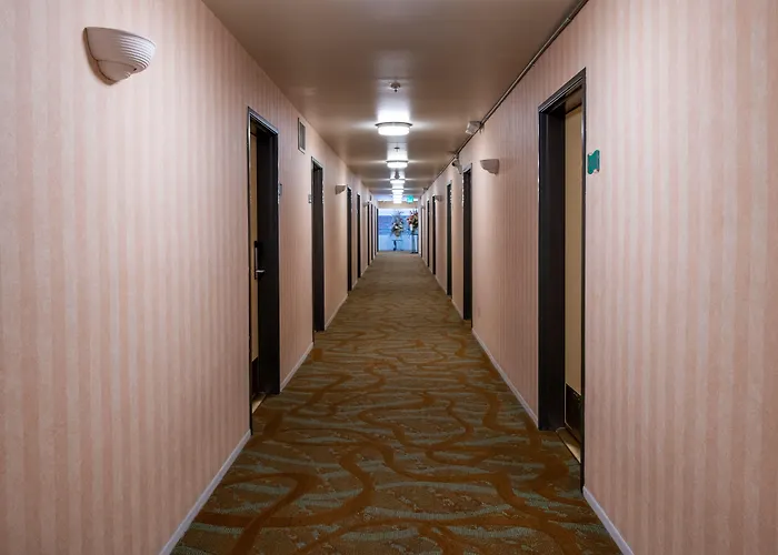 Glendale Hotels