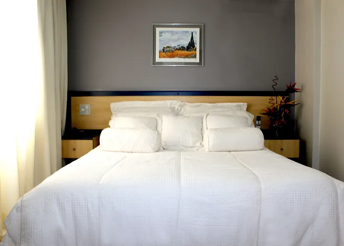 La Defense Apart Hotel
