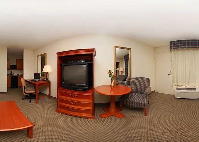 Texas Inn & Suites Denton