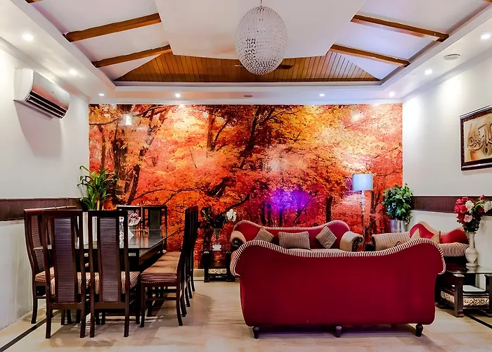 Rose Palace Hotel, Garden Town