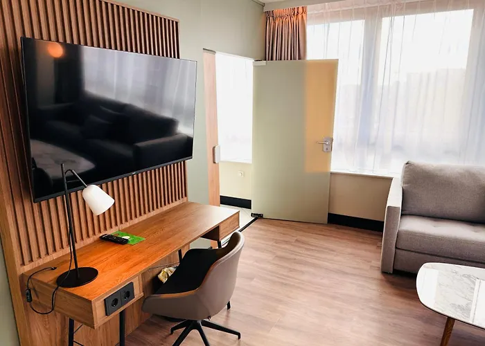 Hotel Astor Kiel By Campanile