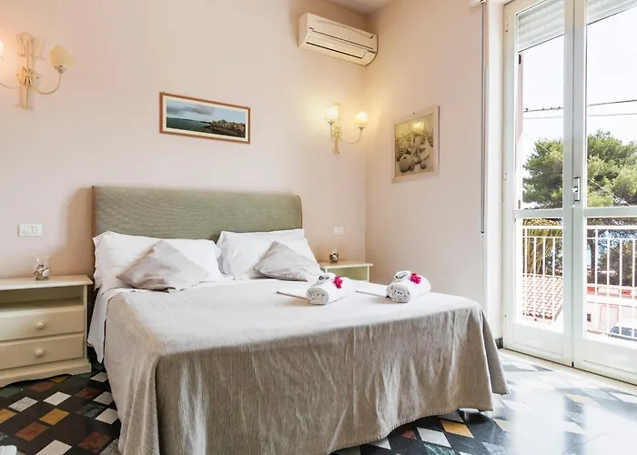 Small Luxury apartments Pool&sea view - Stella Del Mare Fontane Bianche