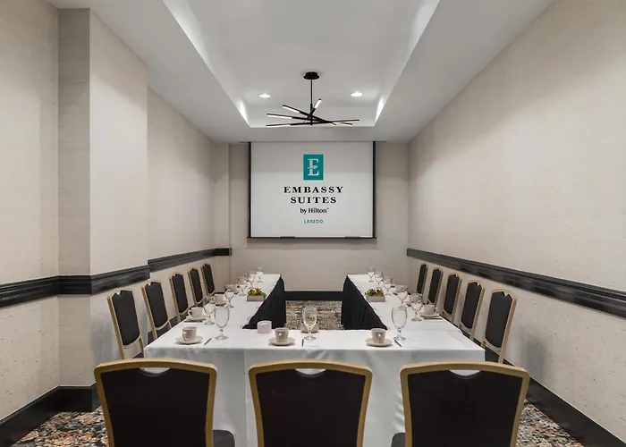 Luxury Hotels in Laredo