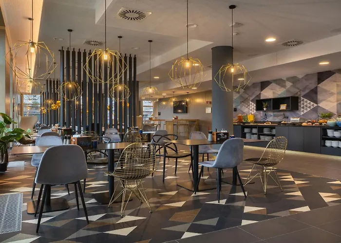 Holiday Inn - The Niu, Ridge Halle Central Station By Ihg