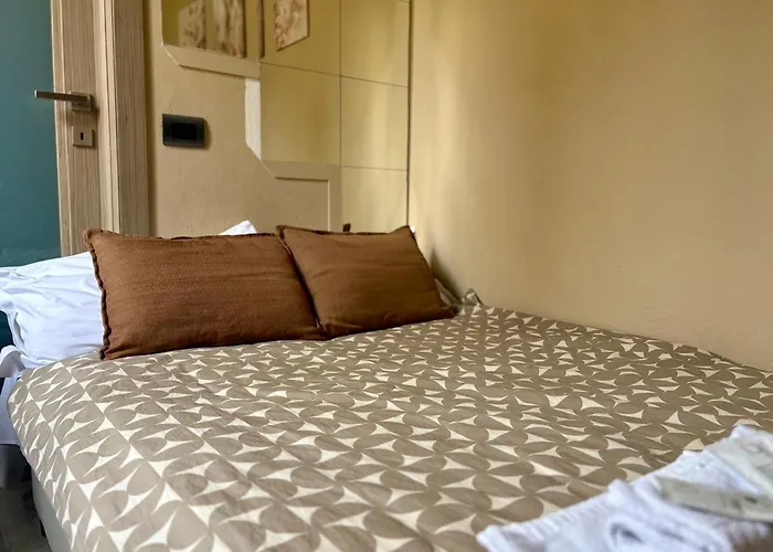 Moderna Apartments - Charme & Relax In Centro - Free Parking Modena