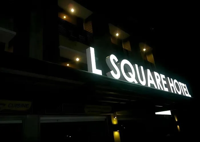 L Square Hotel