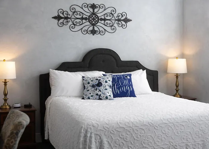 Ste. Genevieve Hotels