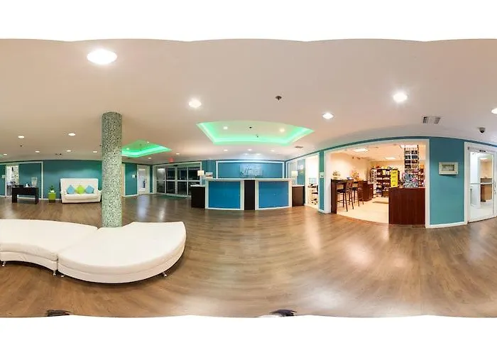 Seven Mile Beach Hotels