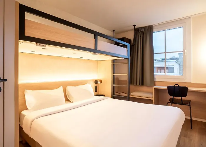 Kyriad Eco - Suresnes - La Defense