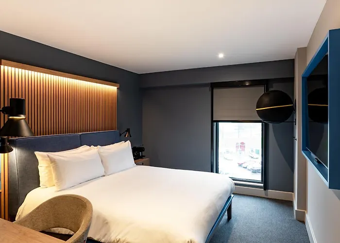 Ashton-under-Lyne Hotels