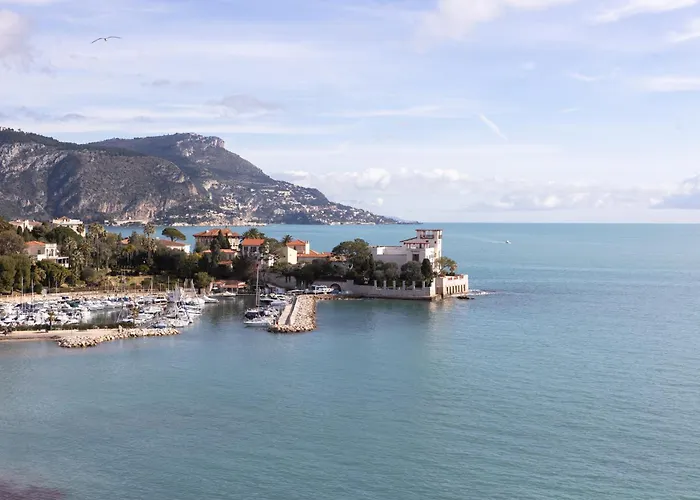 Saint-Jean-Cap-Ferrat Hotels